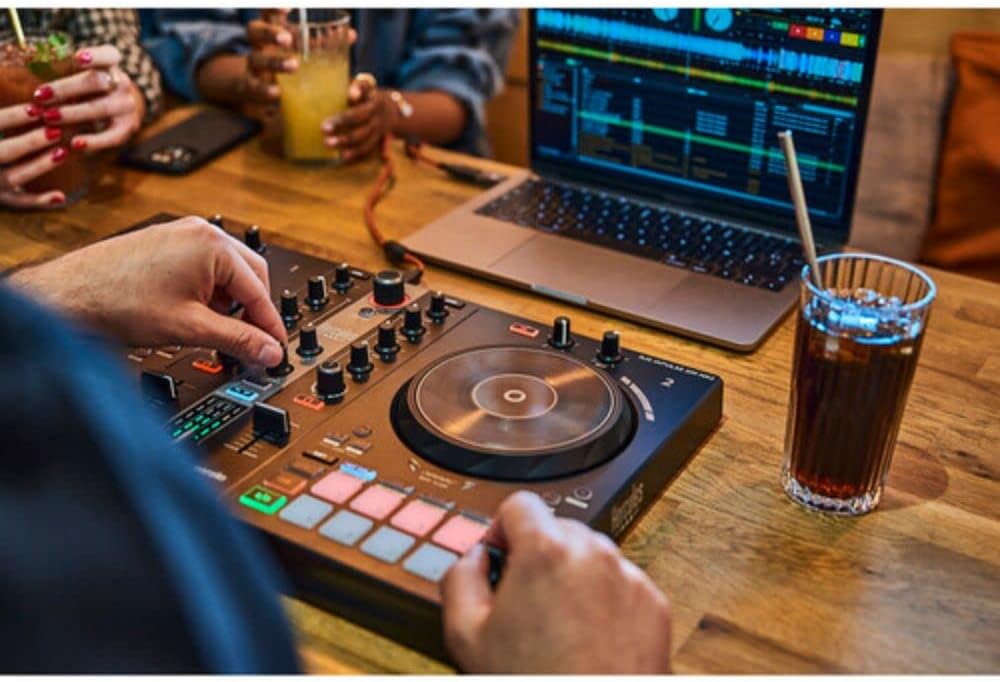 Hercules DJ Control Inpulse 300 2-Deck USB DJ Controller for Serato DJ Lite and DJUCED Bundle with 6 Comprehensive Standard Series 3.5mm Stereo Mini Plug to 2 RCA Plugs Audio Cable