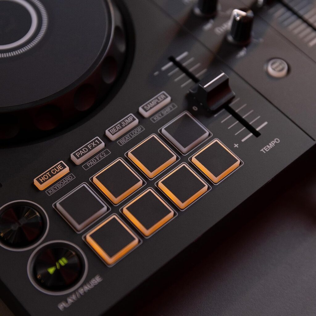 Pioneer DJ DDJ-FLX4 2-deck Rekordbox and Serato DJ Controller - Graphite